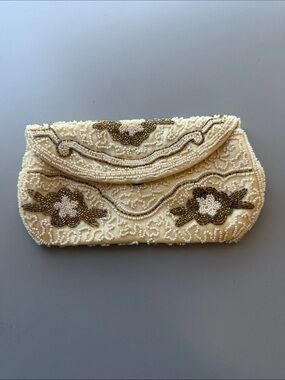 Vintage Walborg German Ivory Beaded Floral Clutch
